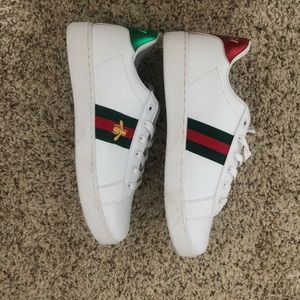 NEVER WORN GUCCI tennis shoes. Size 9 women’s